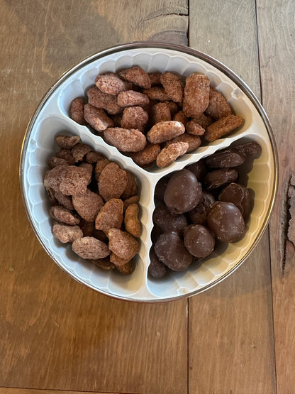 Pecan Gift Tin - Milk Chocolate, Cinnamon Sugar, Butter Toffee